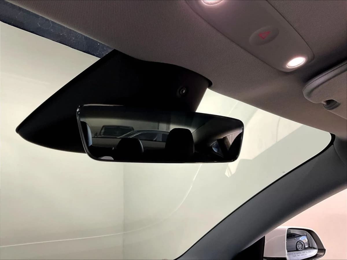 2025 Tesla Model 3 35