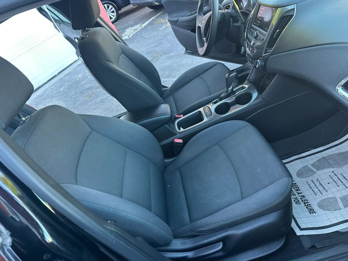 2019 Chevrolet Cruze 7
