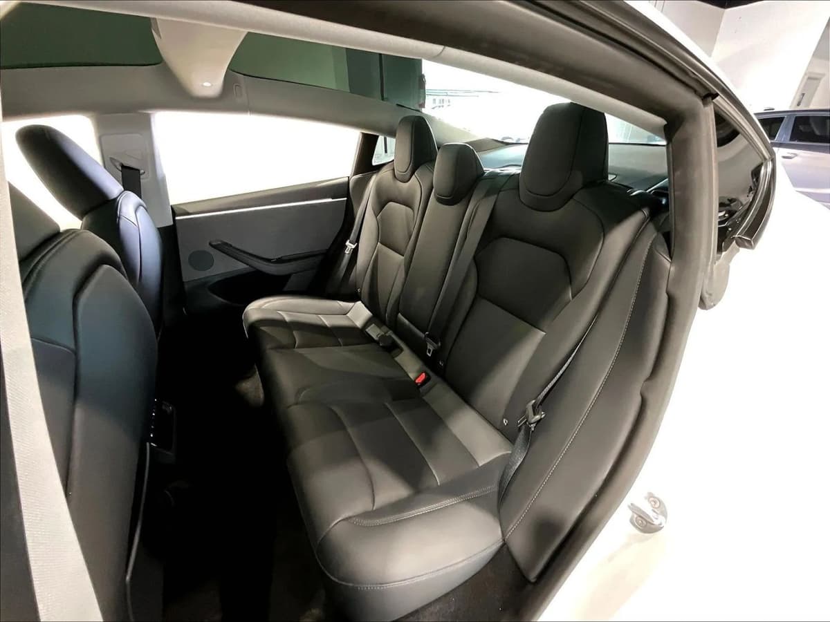 2025 Tesla Model 3 14