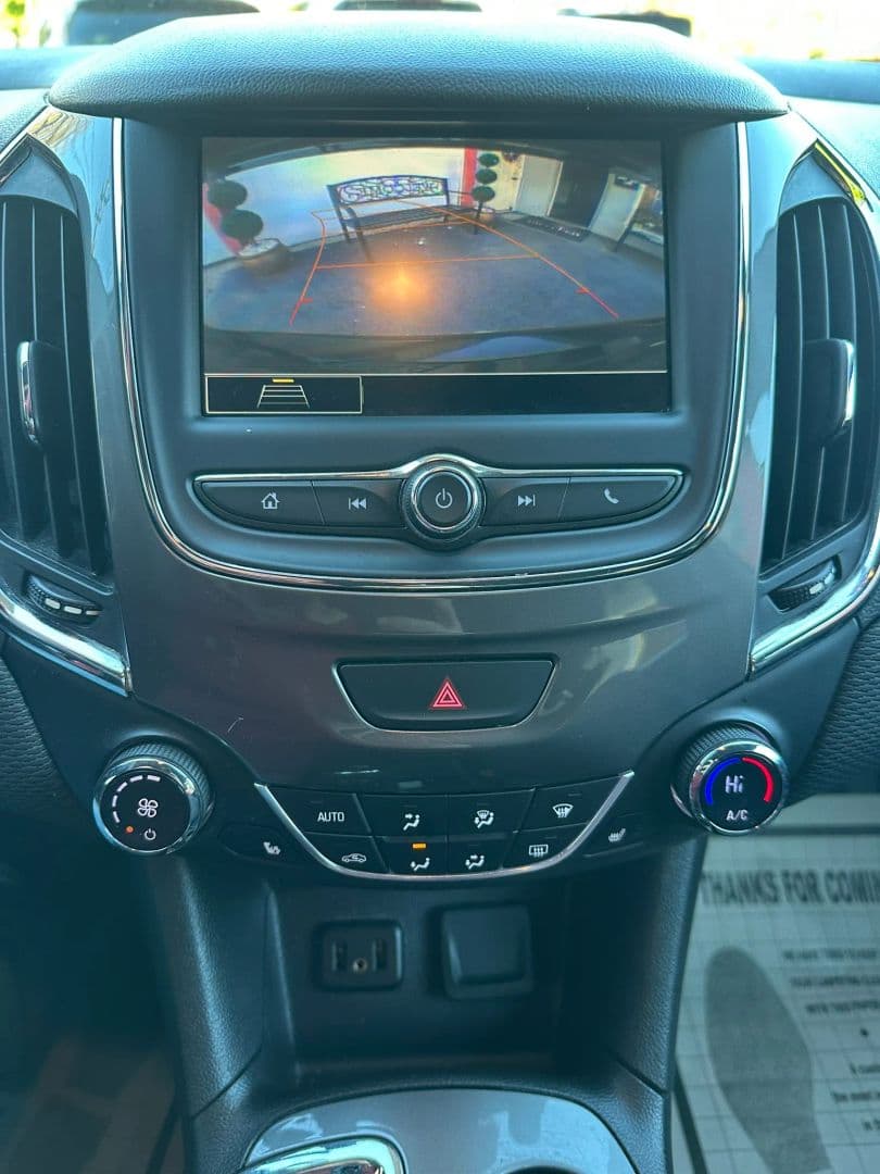 2019 Chevrolet Cruze 14
