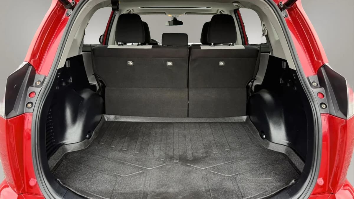 2017 Toyota RAV4 23