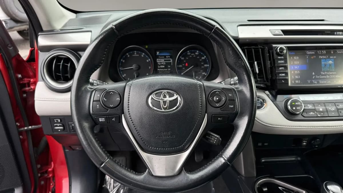 2017 Toyota RAV4 14