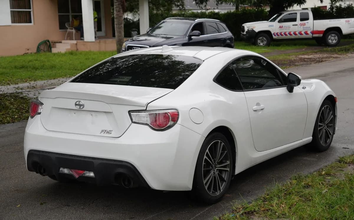 2015 Scion FR-S 5