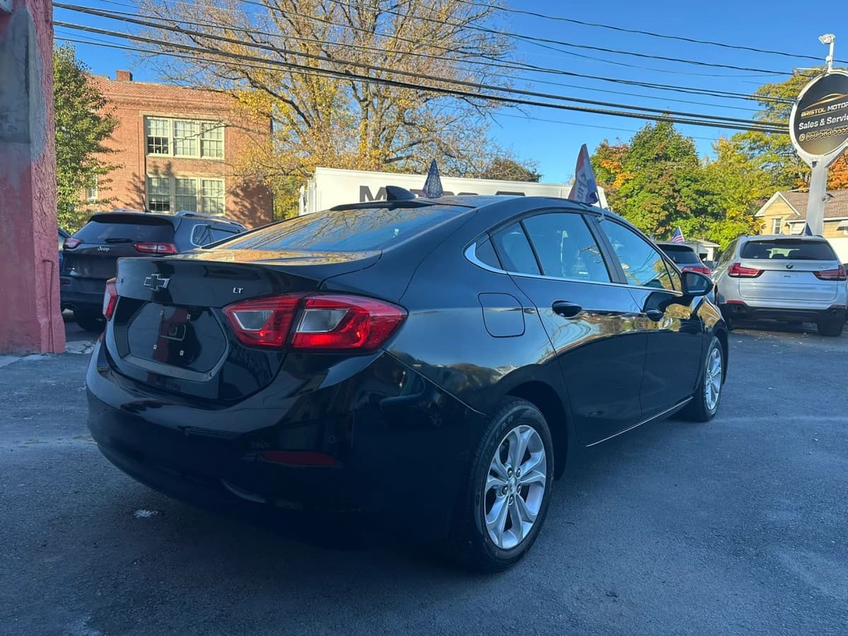 2019 Chevrolet Cruze 5