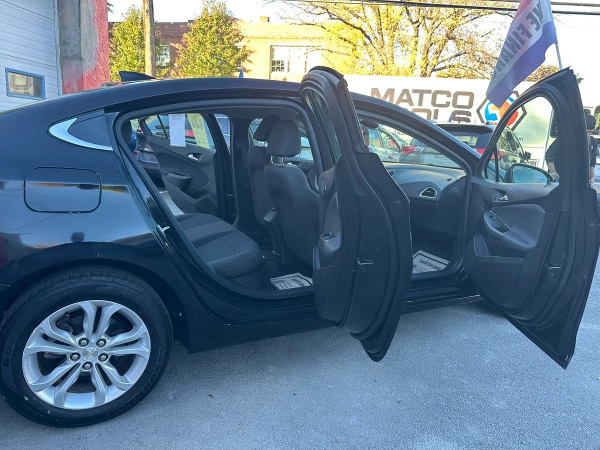 2019 Chevrolet Cruze 8