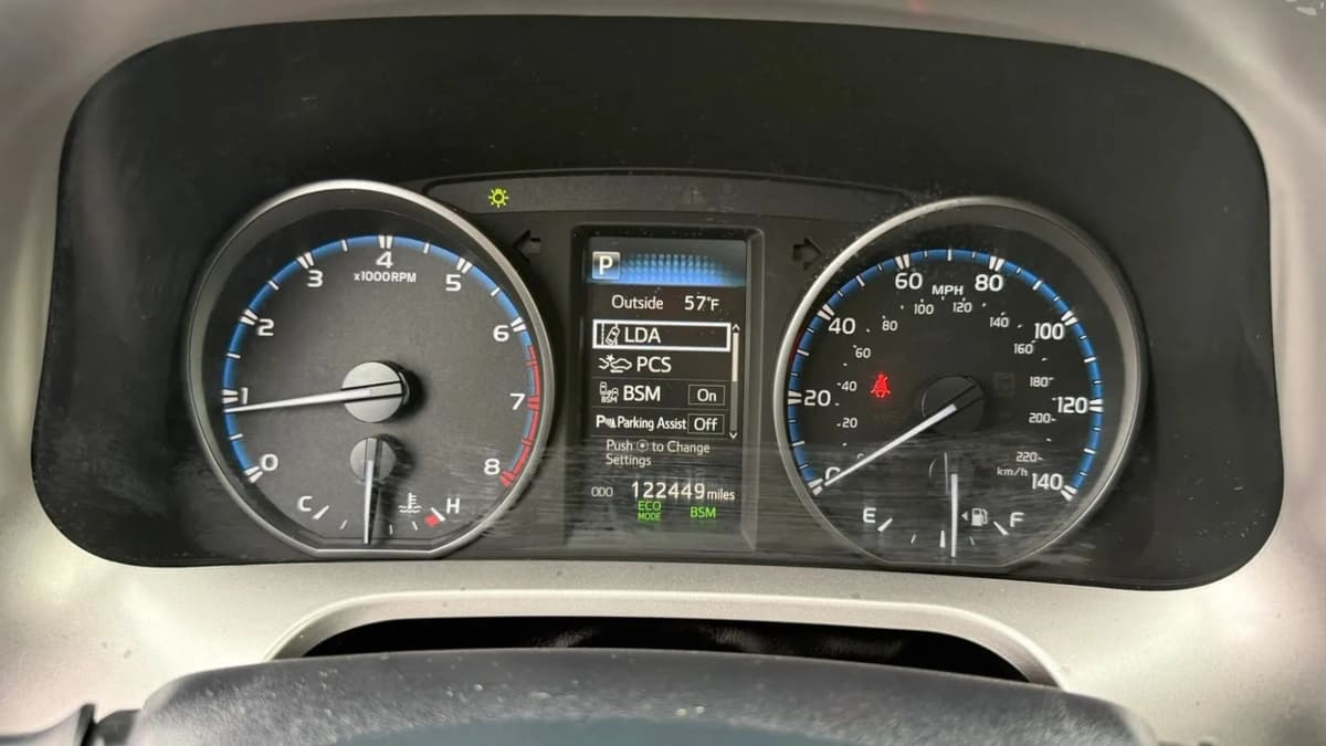 2017 Toyota RAV4 16