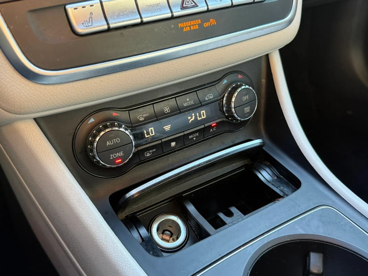 2019 Mercedes-Benz GLA-Class 26