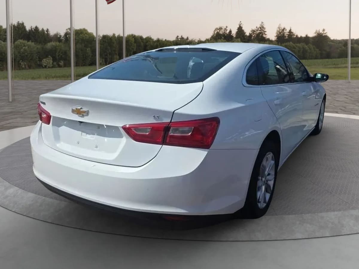 2023 Chevrolet Malibu 24