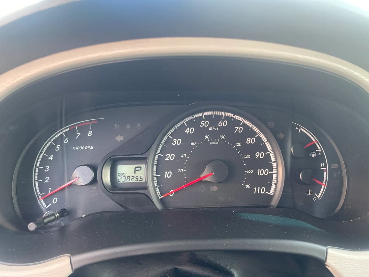 2014 Toyota Sienna 29