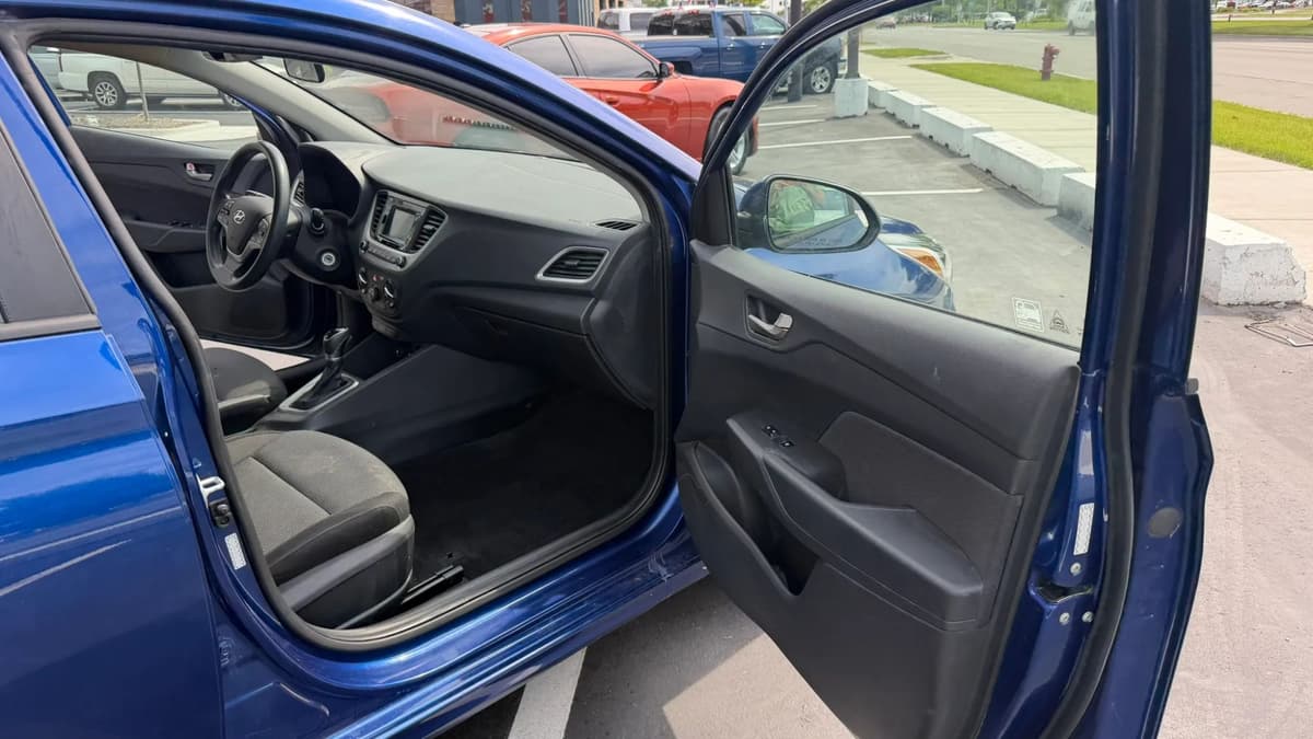 2021 Hyundai Accent 43