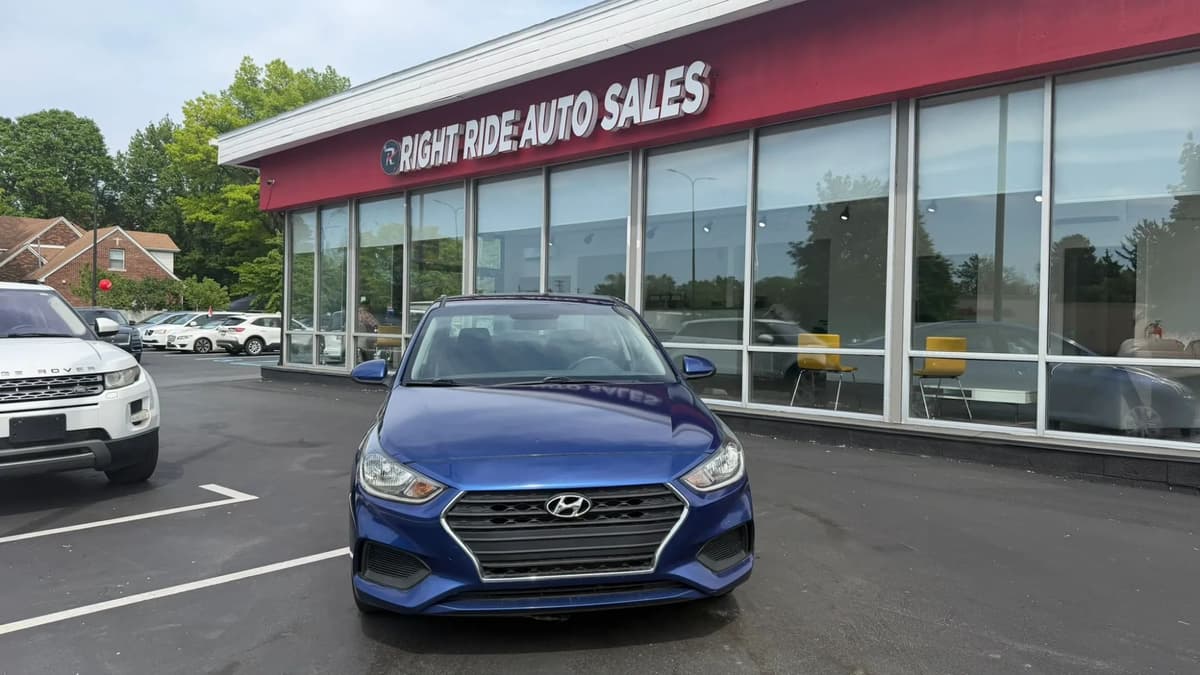 2021 Hyundai Accent 31