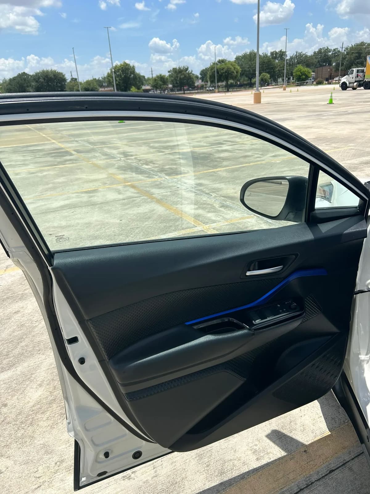 2021 Toyota C-HR 40
