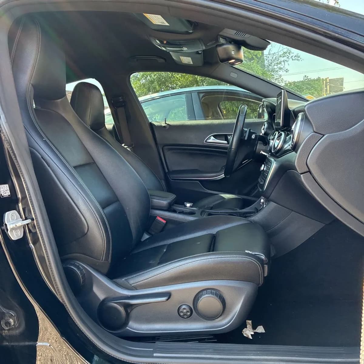 2016 Mercedes-Benz CLA-Class 35