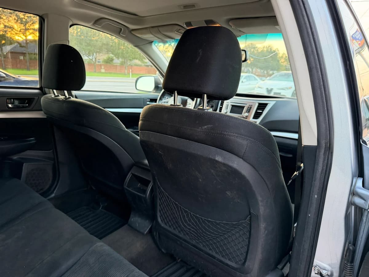 2014 Subaru Outback 74
