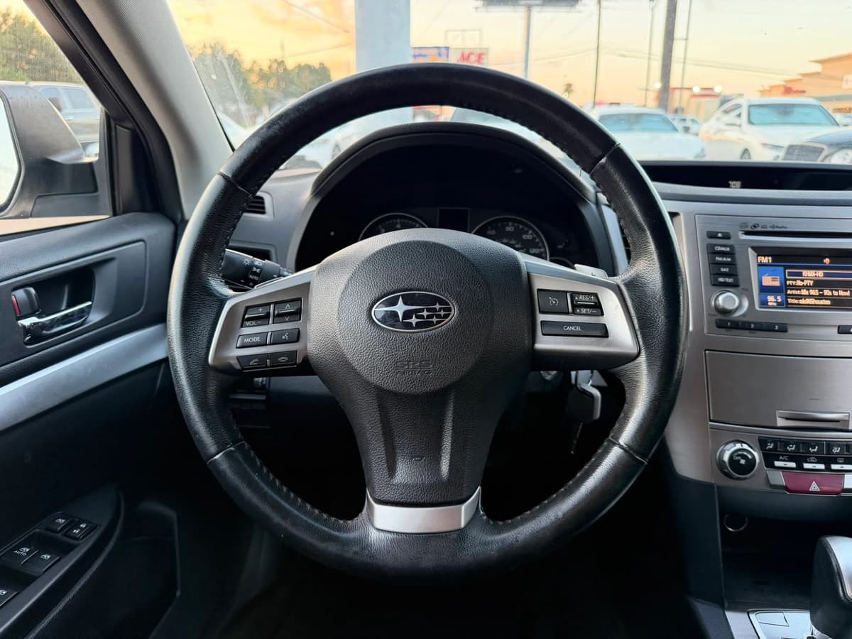 2014 Subaru Outback 81