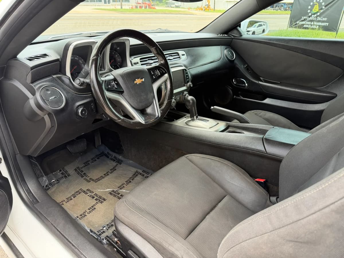 2015 Chevrolet Camaro 21