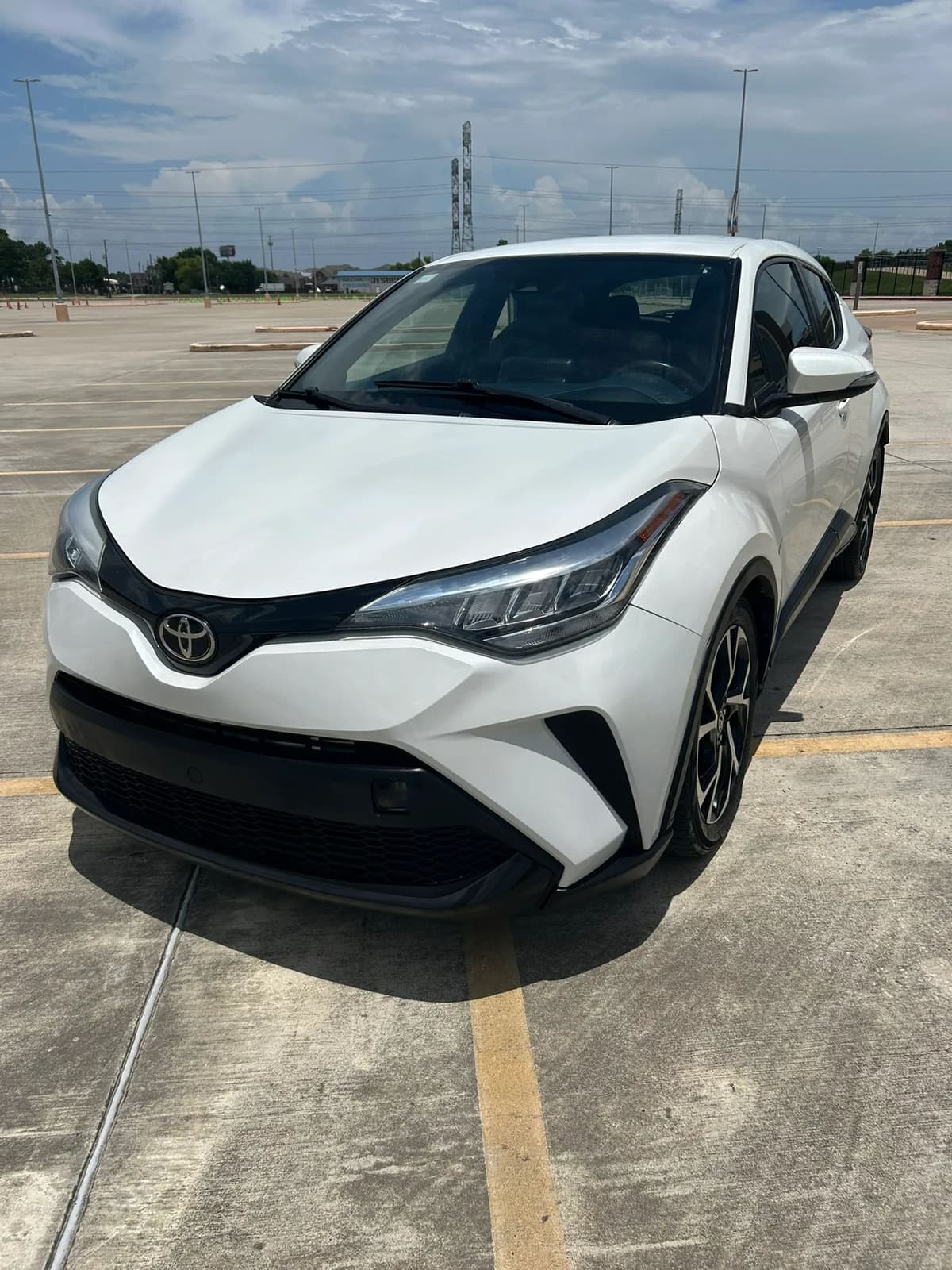 2021 Toyota C-HR 32