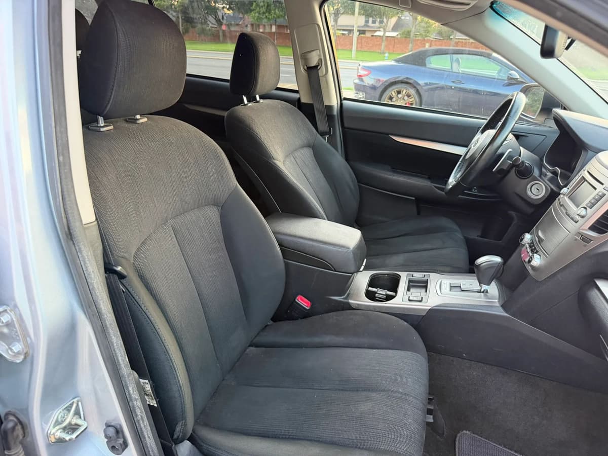 2014 Subaru Outback 78