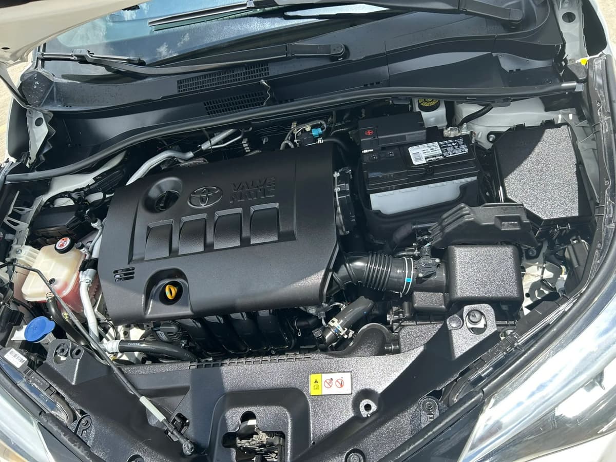 2021 Toyota C-HR 61