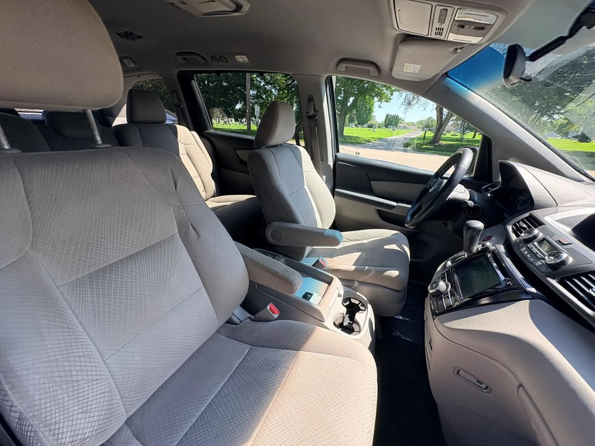 2017 Honda Odyssey 66