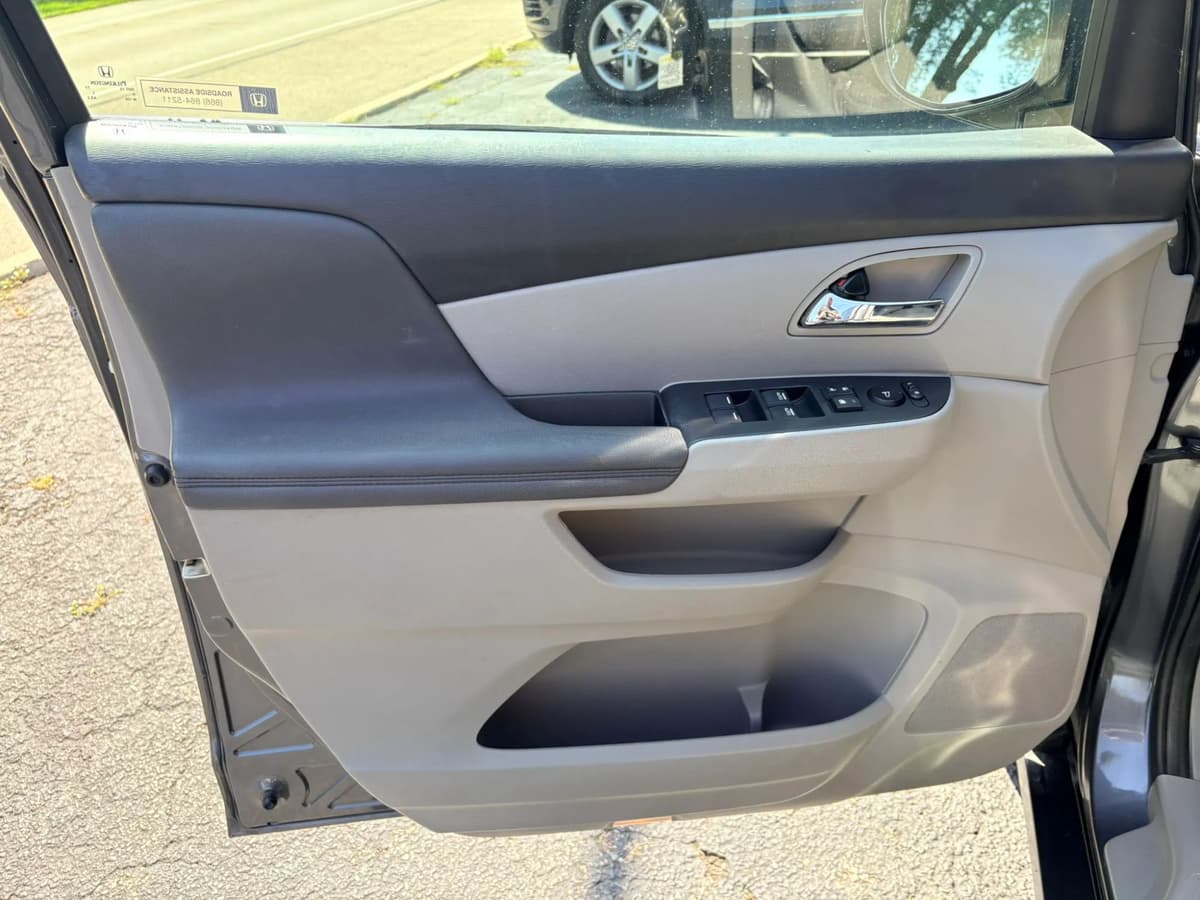 2017 Honda Odyssey 62