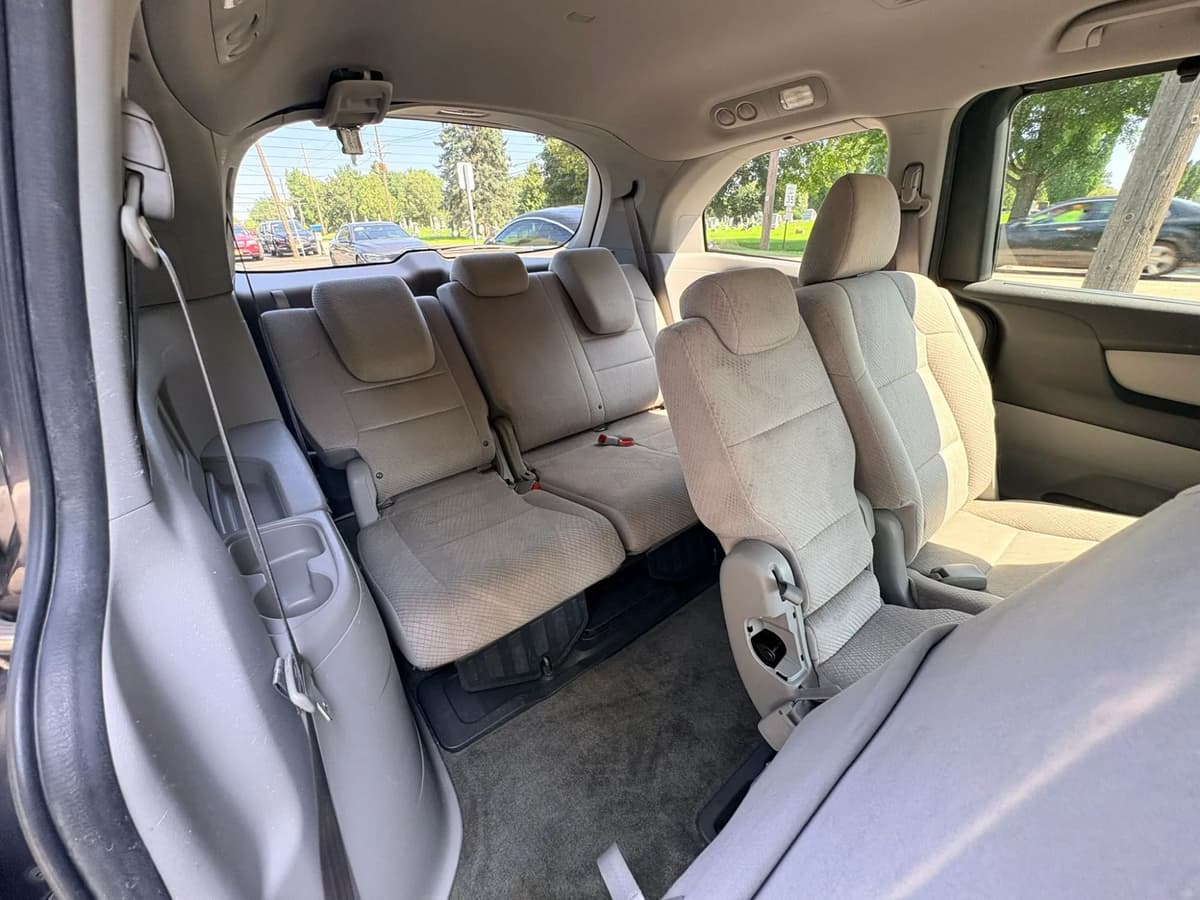 2017 Honda Odyssey 71
