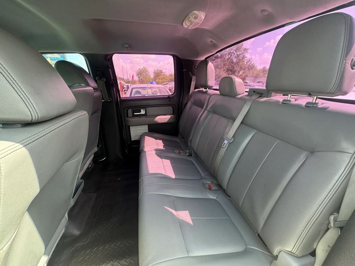 2014 Ford F-150 21