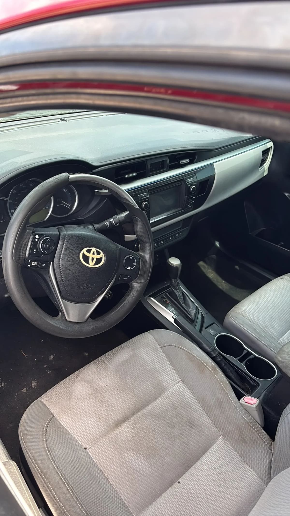 2014 Toyota Corolla 16