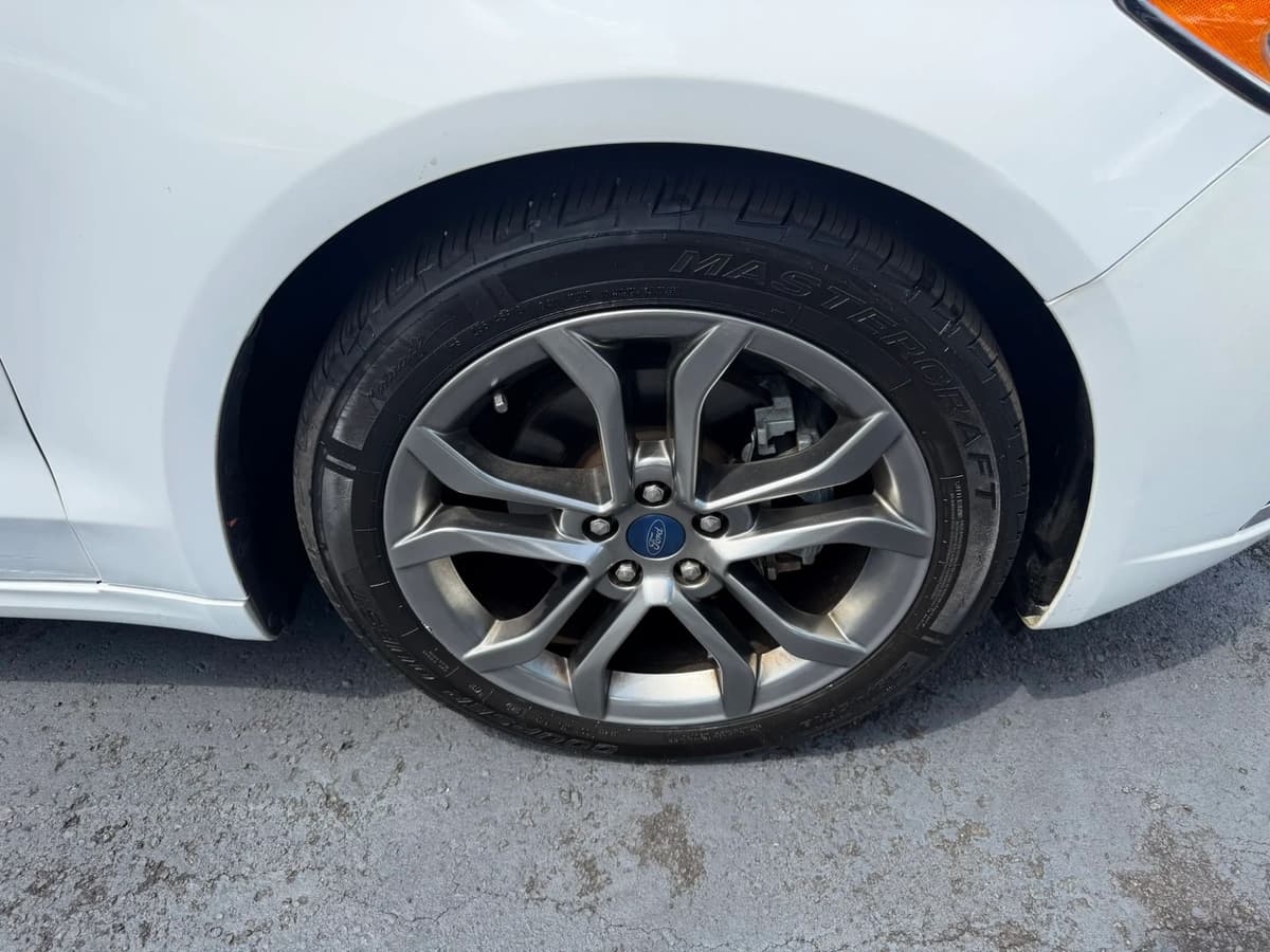 2020 Ford Fusion 56