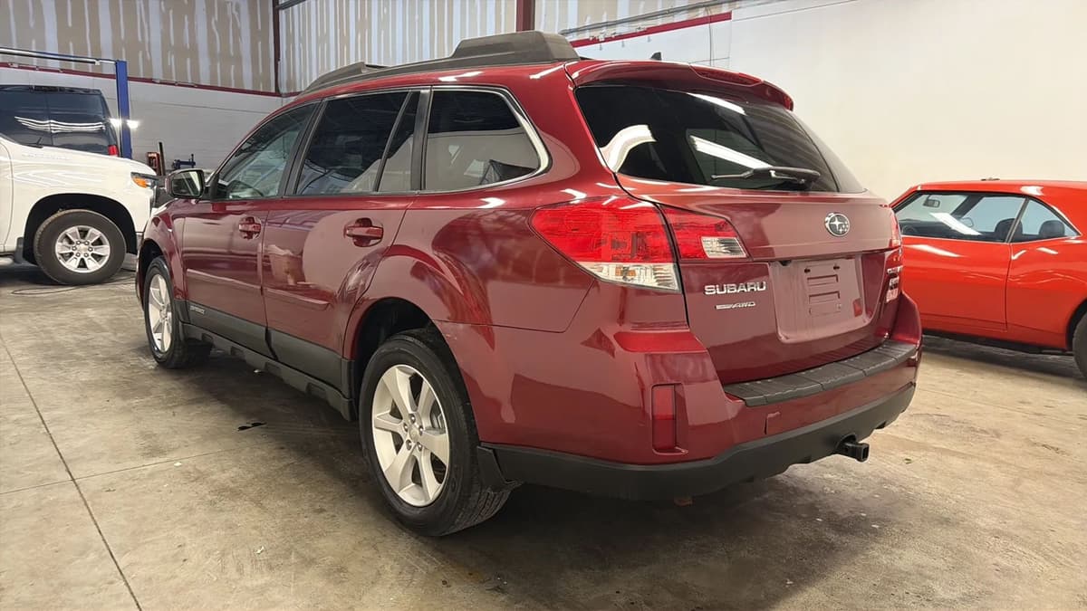2014 Subaru Outback 68
