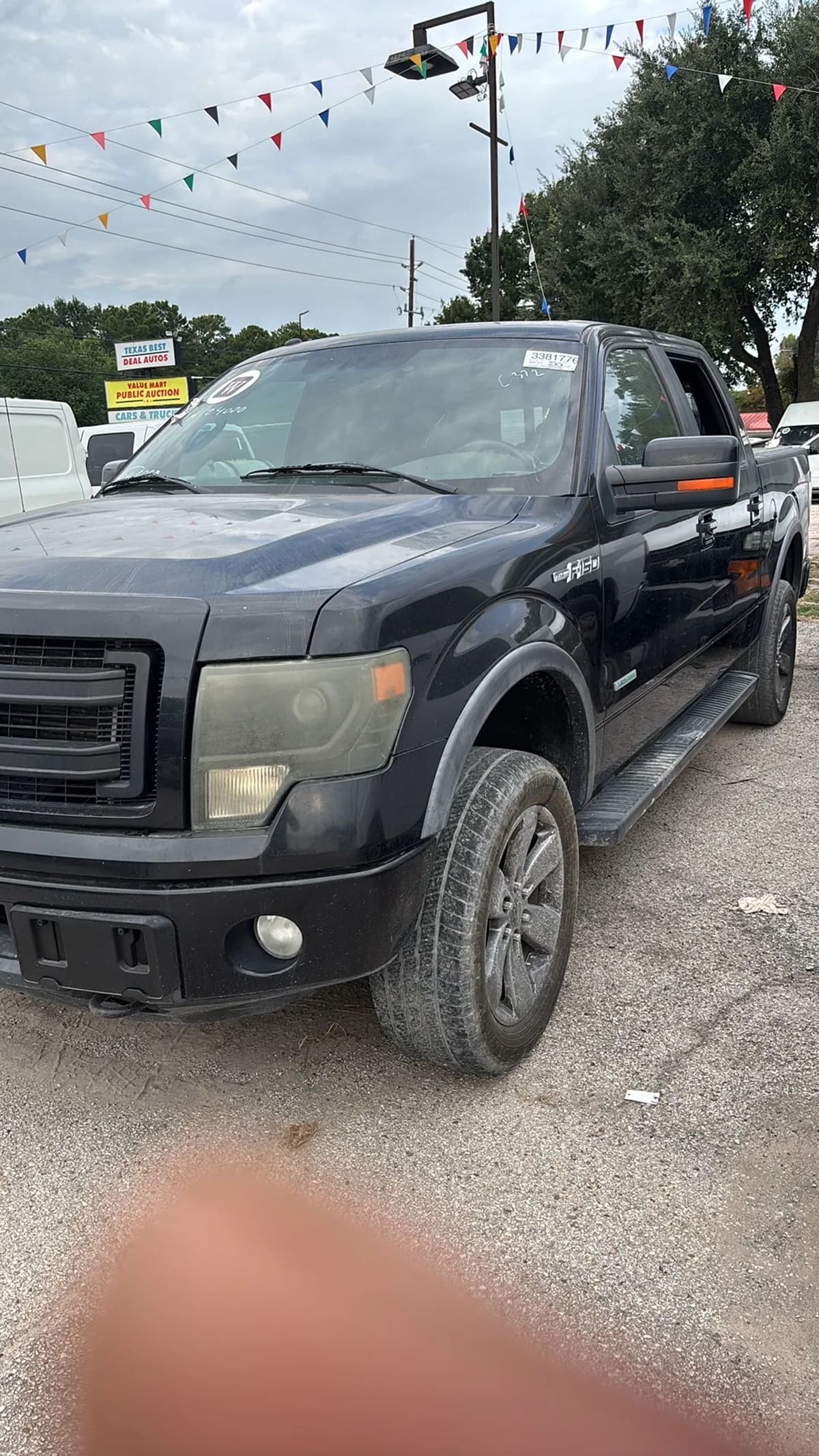 2014 Ford F-150 11