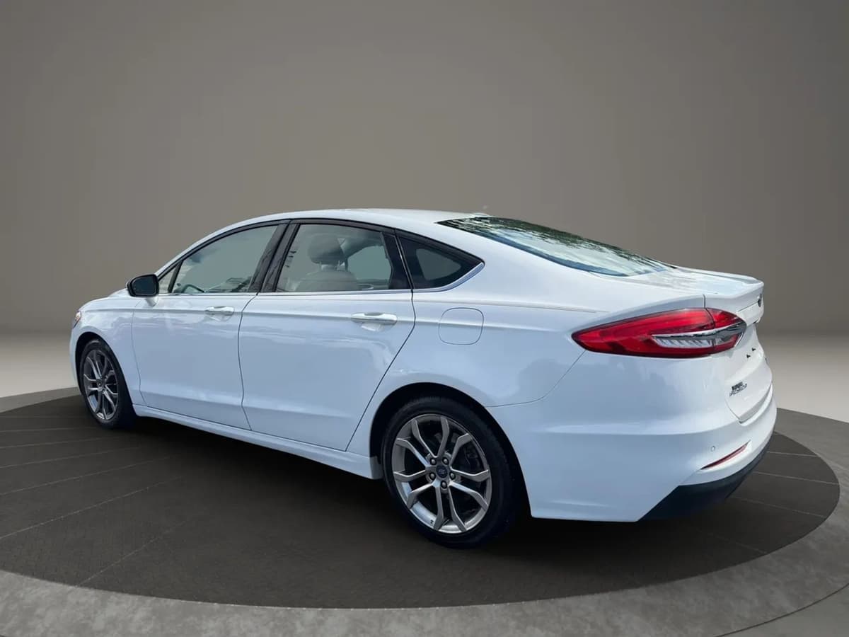 2020 Ford Fusion 33