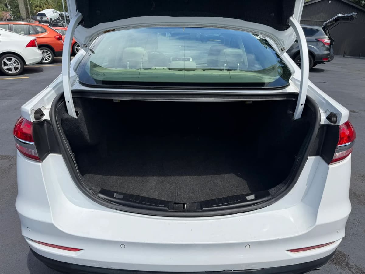 2020 Ford Fusion 51