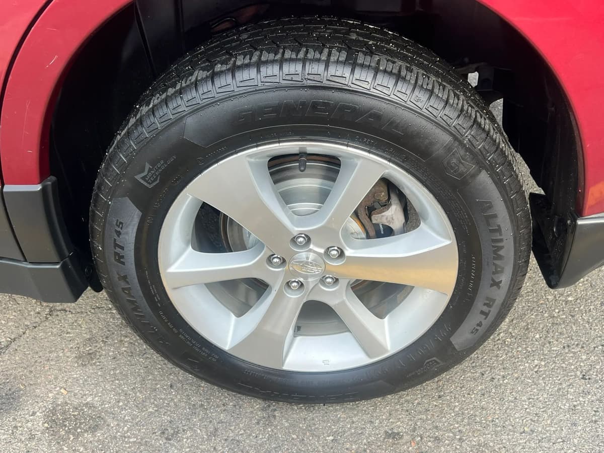 2014 Subaru Outback 41
