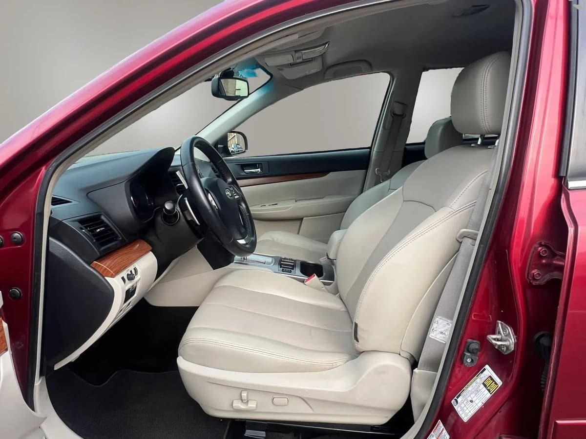 2014 Subaru Outback 56