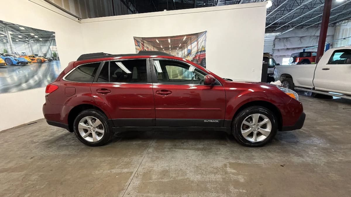 2014 Subaru Outback 63