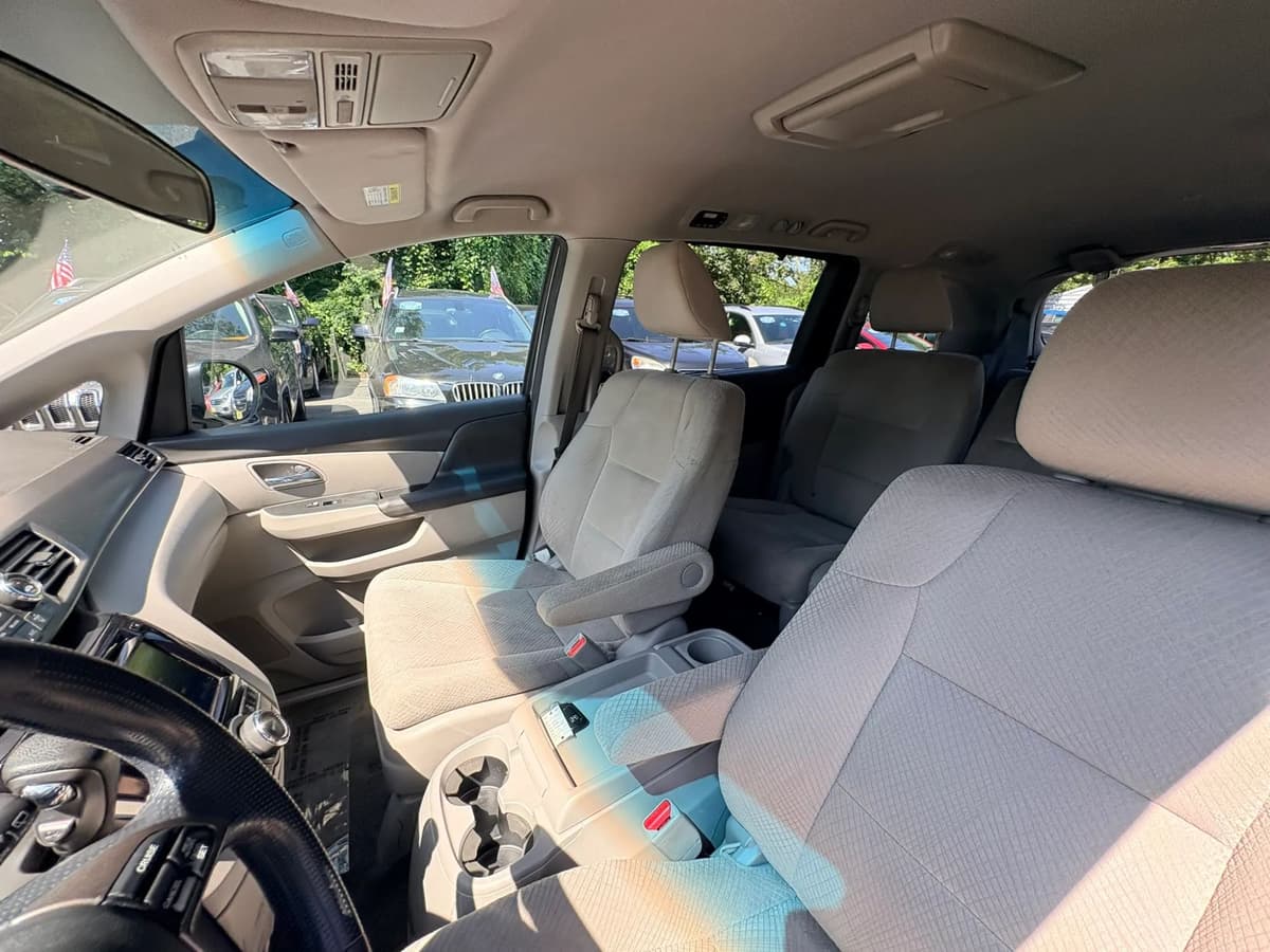 2017 Honda Odyssey 64