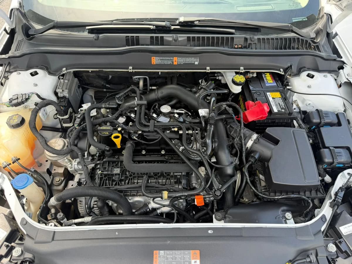 2020 Ford Fusion 52