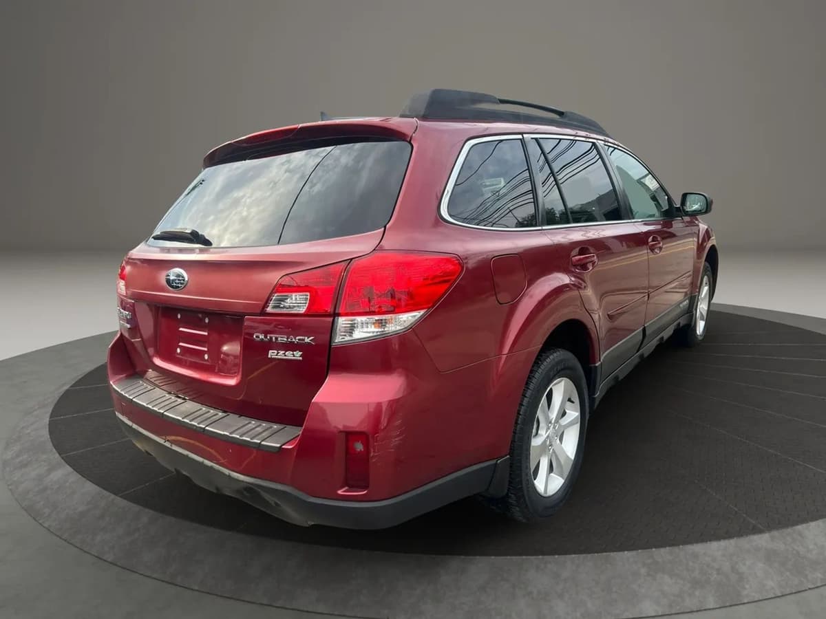2014 Subaru Outback 36