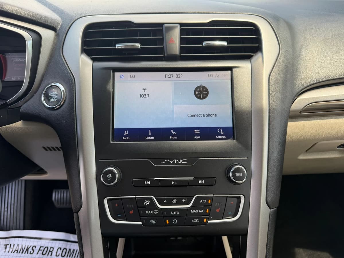 2020 Ford Fusion 44