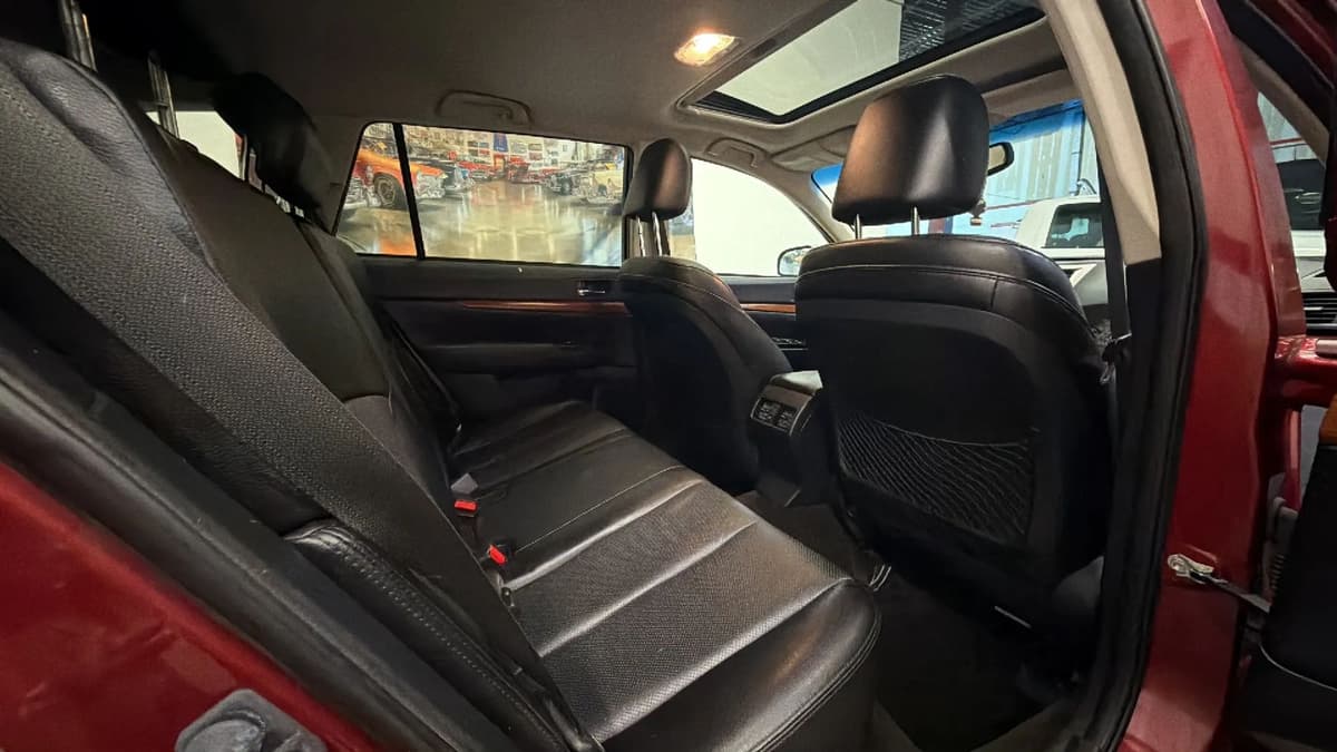 2014 Subaru Outback 107