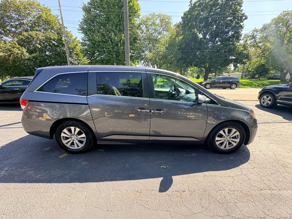 2017 Honda Odyssey 53