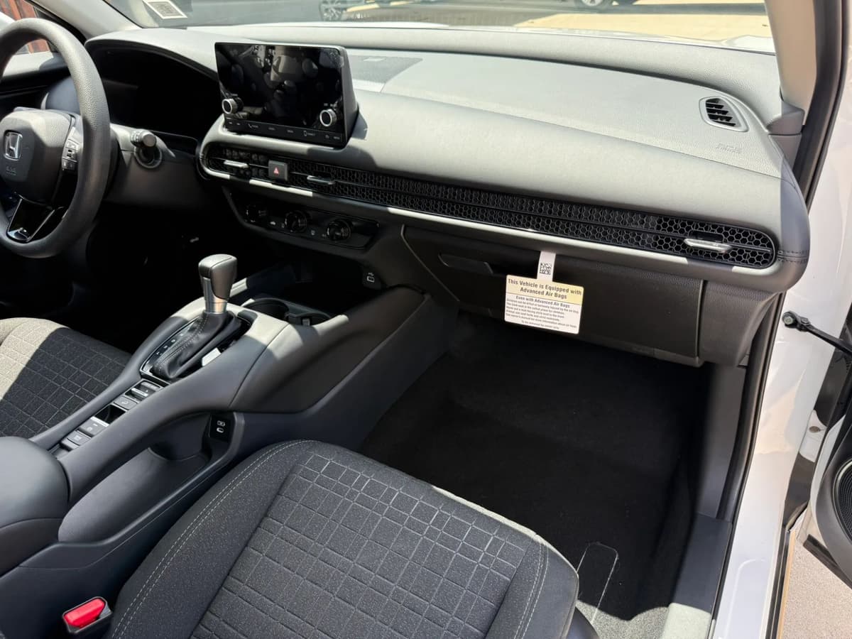 2025 Honda HR-V 24