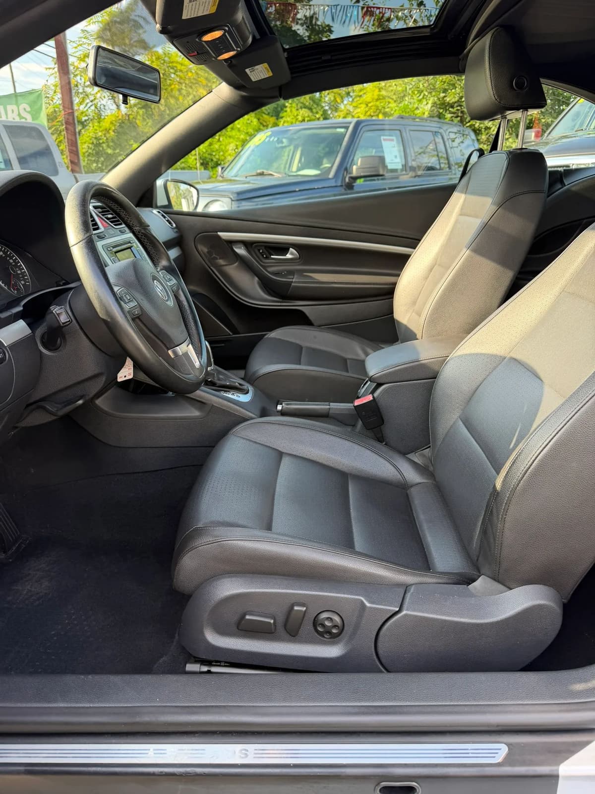 2015 Volkswagen Eos 30
