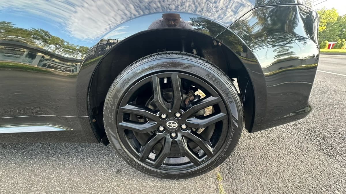 2014 Scion tC 37