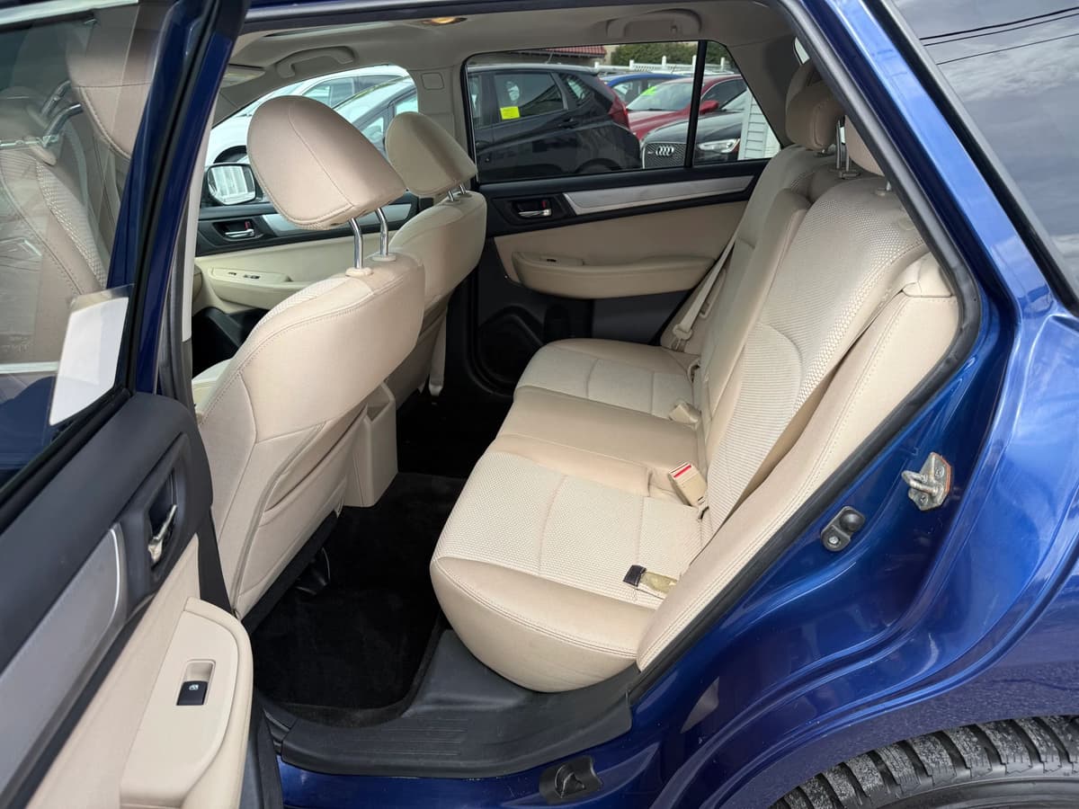 2015 Subaru Outback 69