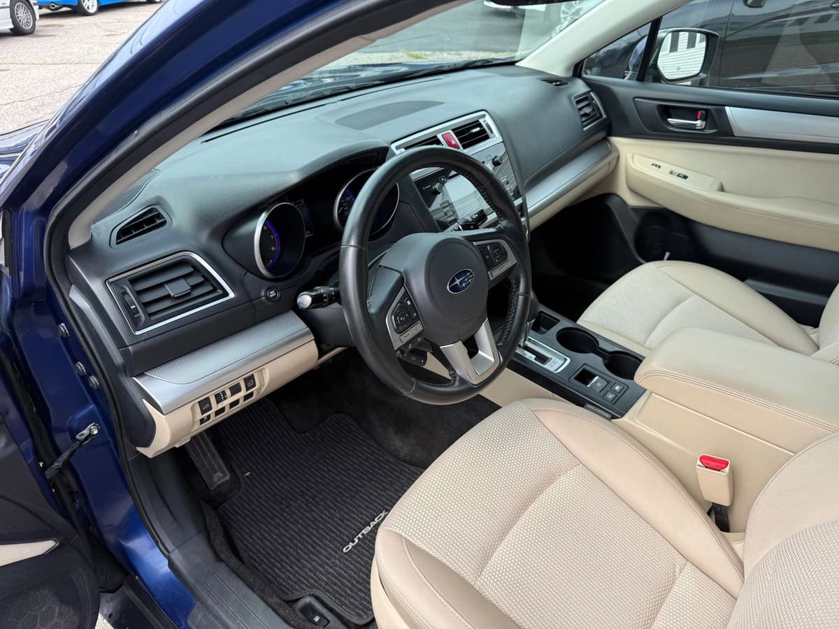 2015 Subaru Outback 68