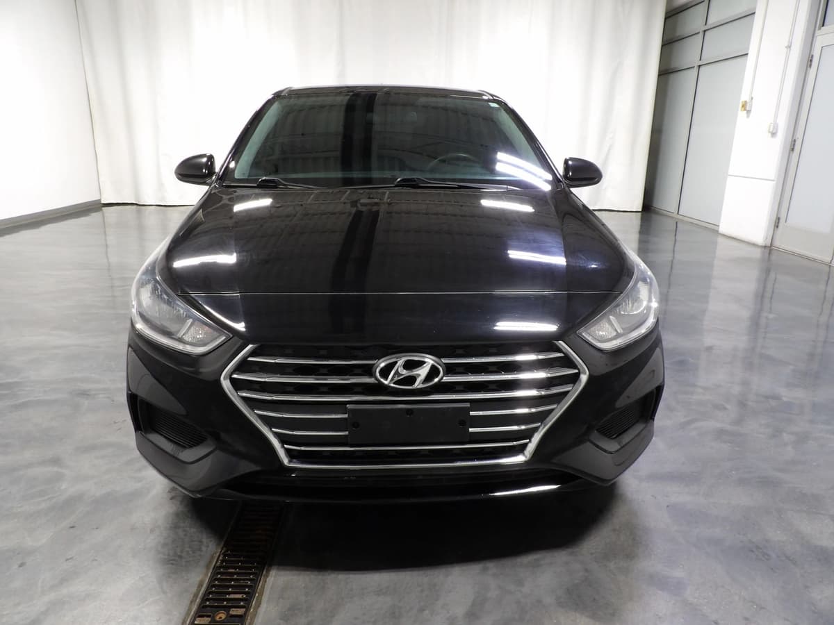 2021 Hyundai Accent 21