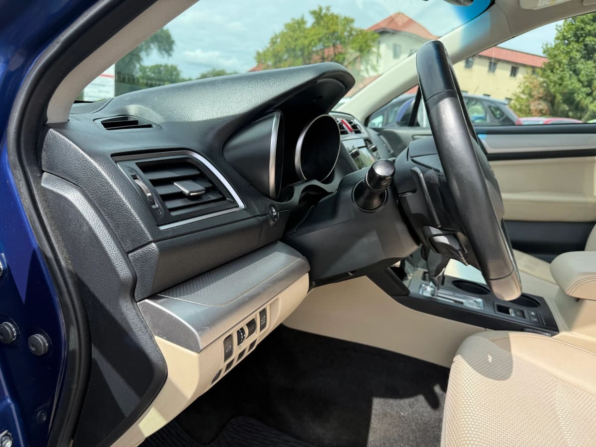 2015 Subaru Outback 84