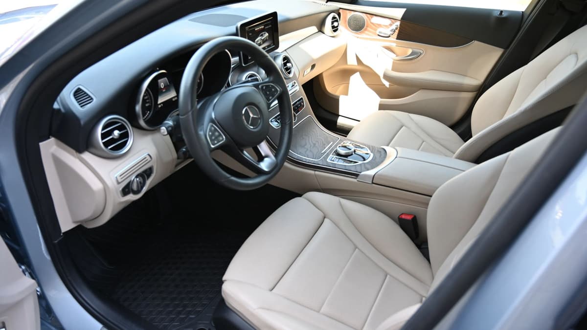 2018 Mercedes-Benz C-Class Sedan 24